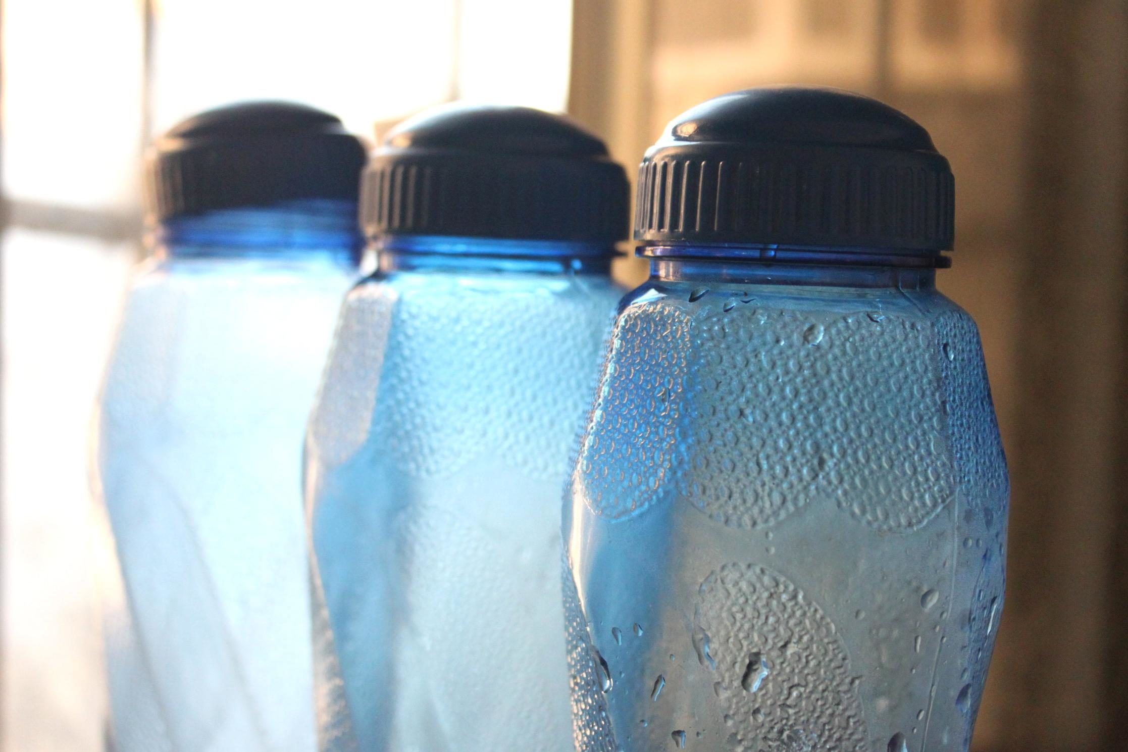 Plástico o vidrio? Utiliza envases sostenibles - Fundación Aquae