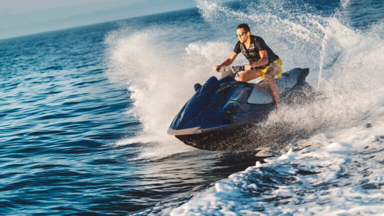 ¿Qué potencial tienen las motos de agua en tu empresa de deportes de aventura?